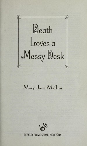 Cover of Death loves a messy desk